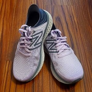 Womens New Balance 1080v11